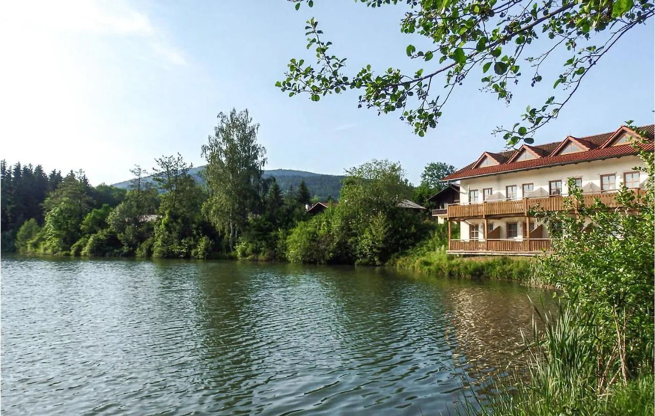 2 Bedroom Cozy Apartment In Arrach 0*,