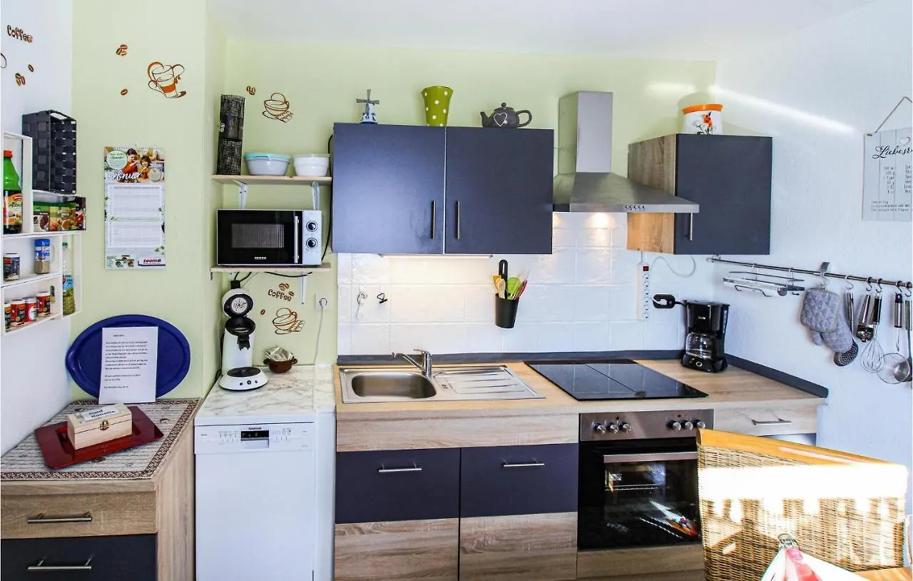 2 Bedroom Cozy Apartment In Arrach